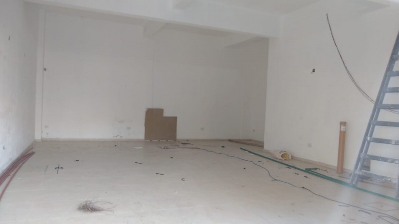LOCAL 80 M2