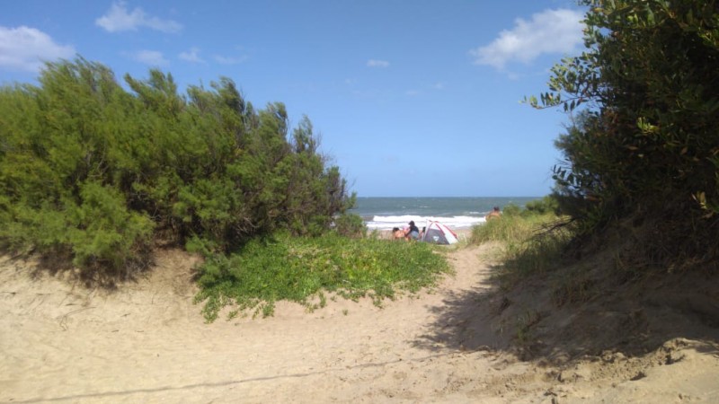 DOS DUPLEX 4 AMB. C/U  LOTE 425 M2. OPORTUNIDAD COSTA   ATLANTICA, VILLA GESELL