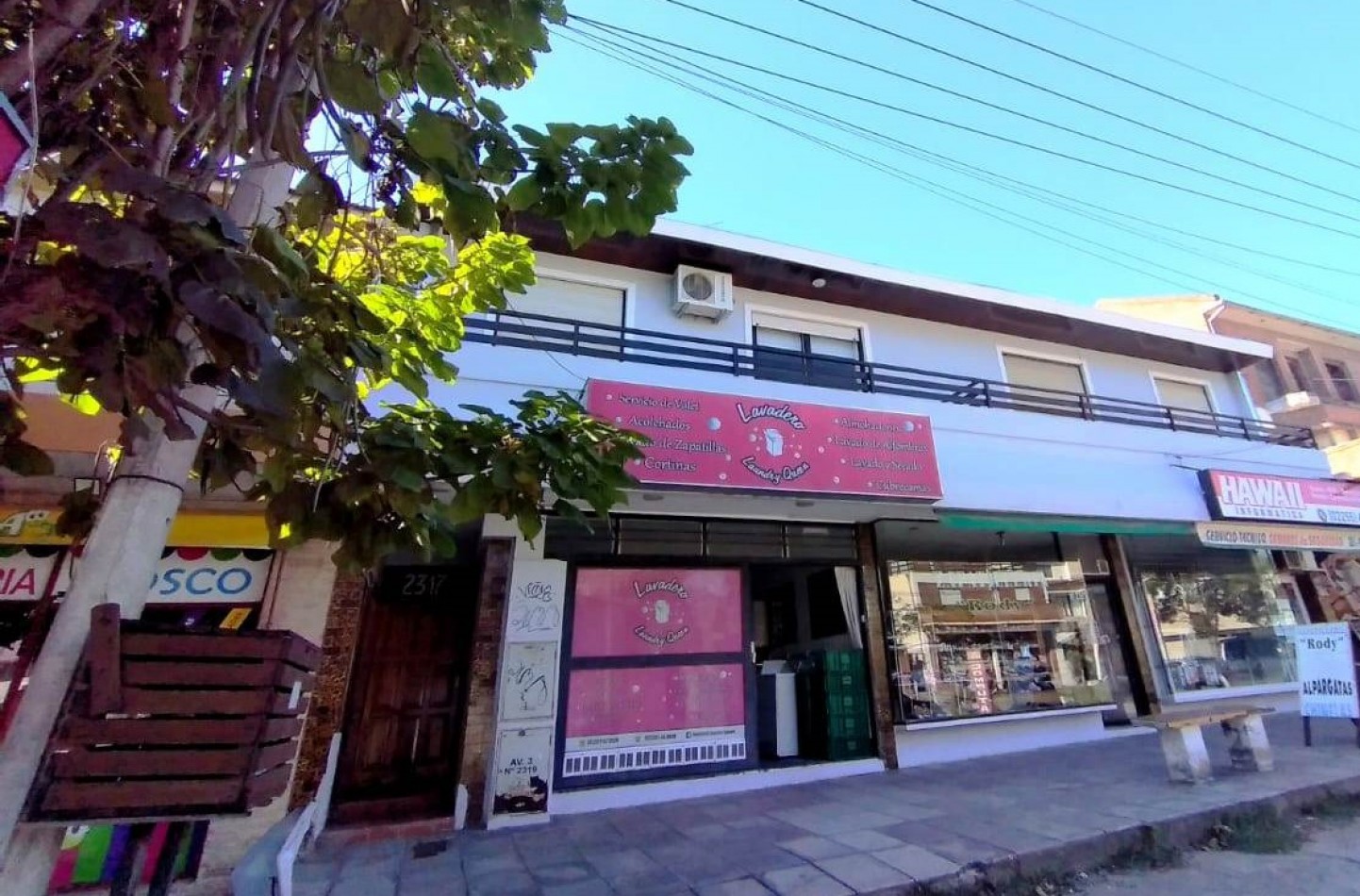 VILLA GESELL ( COSTA ATLANTICA)   DEPTO. 2 AMB. AMOBLADO A NUEVO  AV. 3 N° 2317  E/ PASEOS 123 Y 124