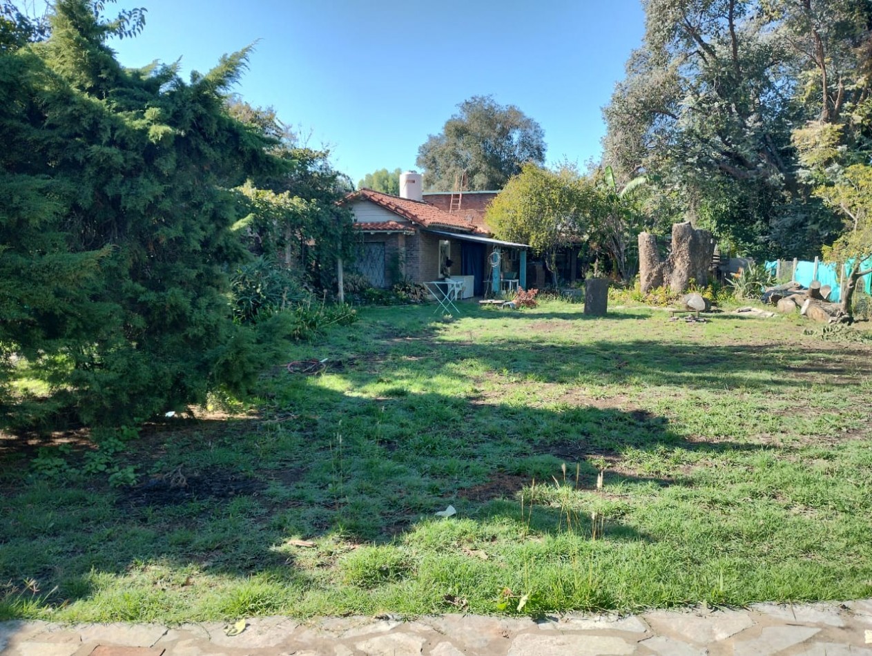 LOTE  900 M2. C/ VIVIENDA A REFACCIONAR 
