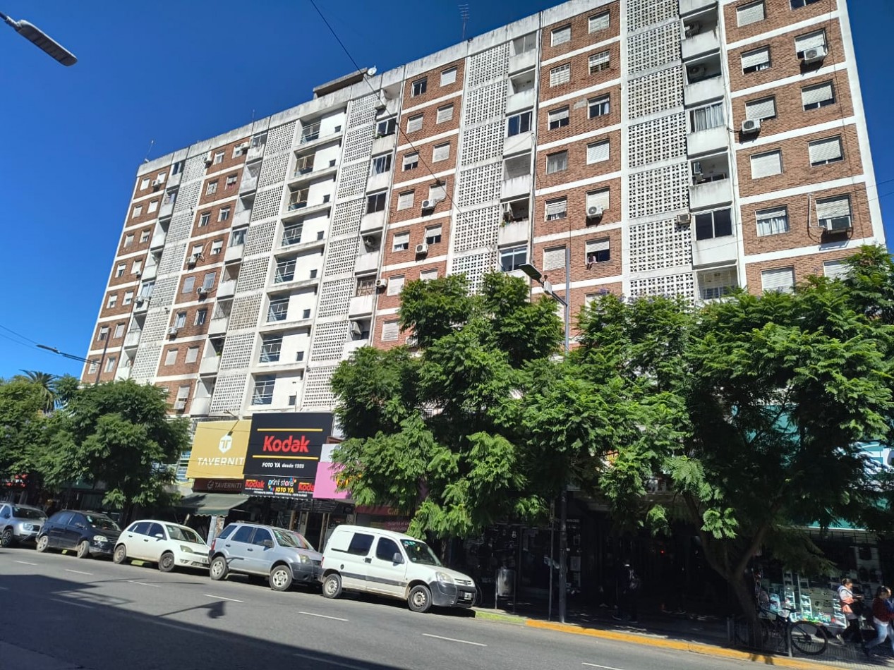 DEPARTAMENTO 4 AMB. C/ BALCON  (CTRO. SAN MIGUEL)