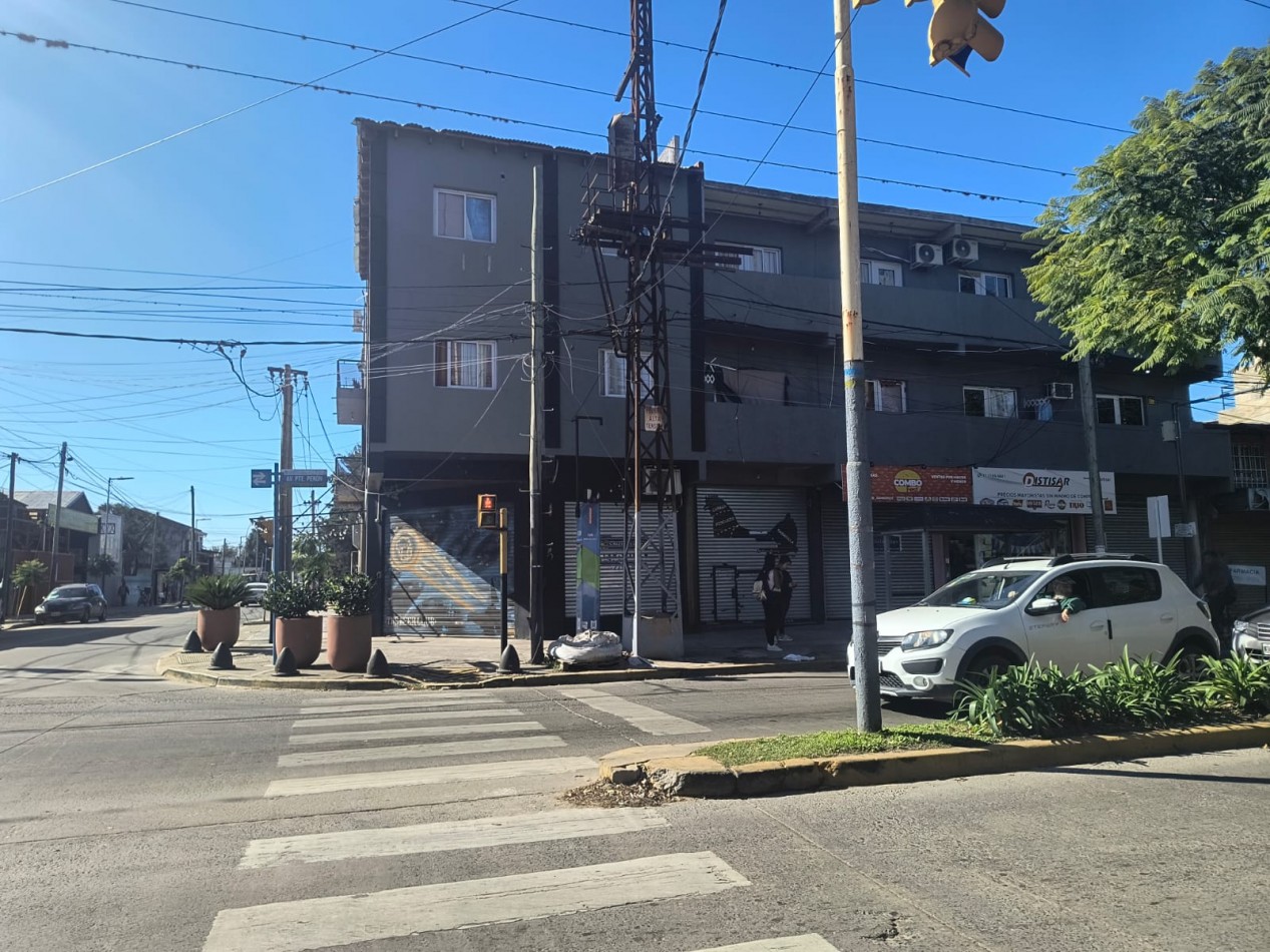 LOCAL 90 M2.