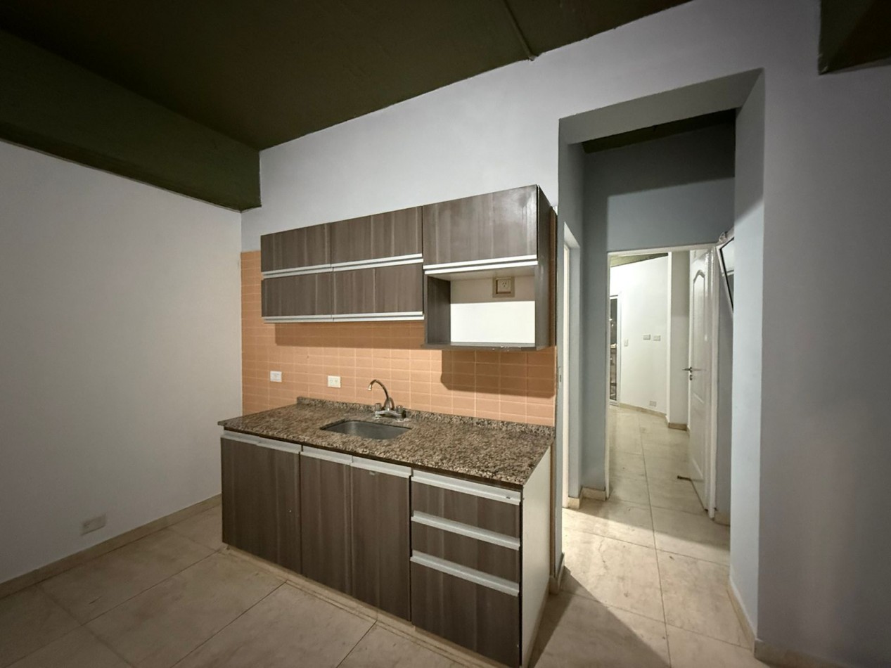 DEPARTAMENTO  2 AMB. CON  BALCON (CTRO. LOS POLVORINES)
