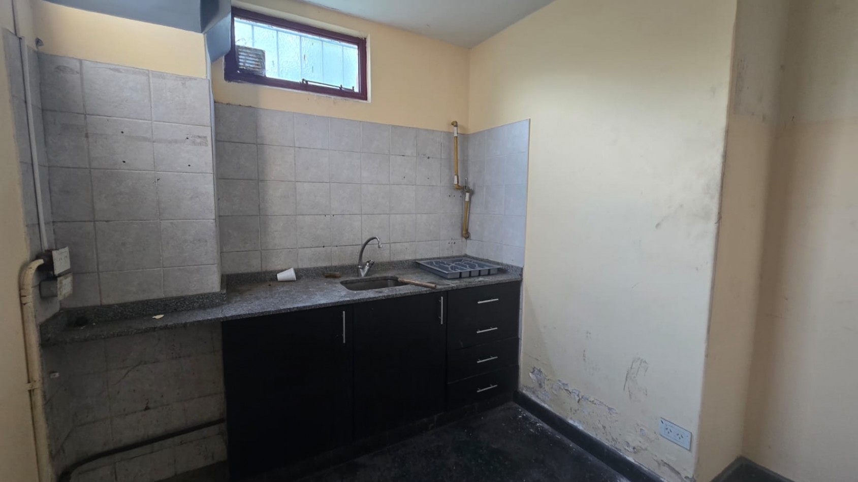 GALPON 2500 M2 