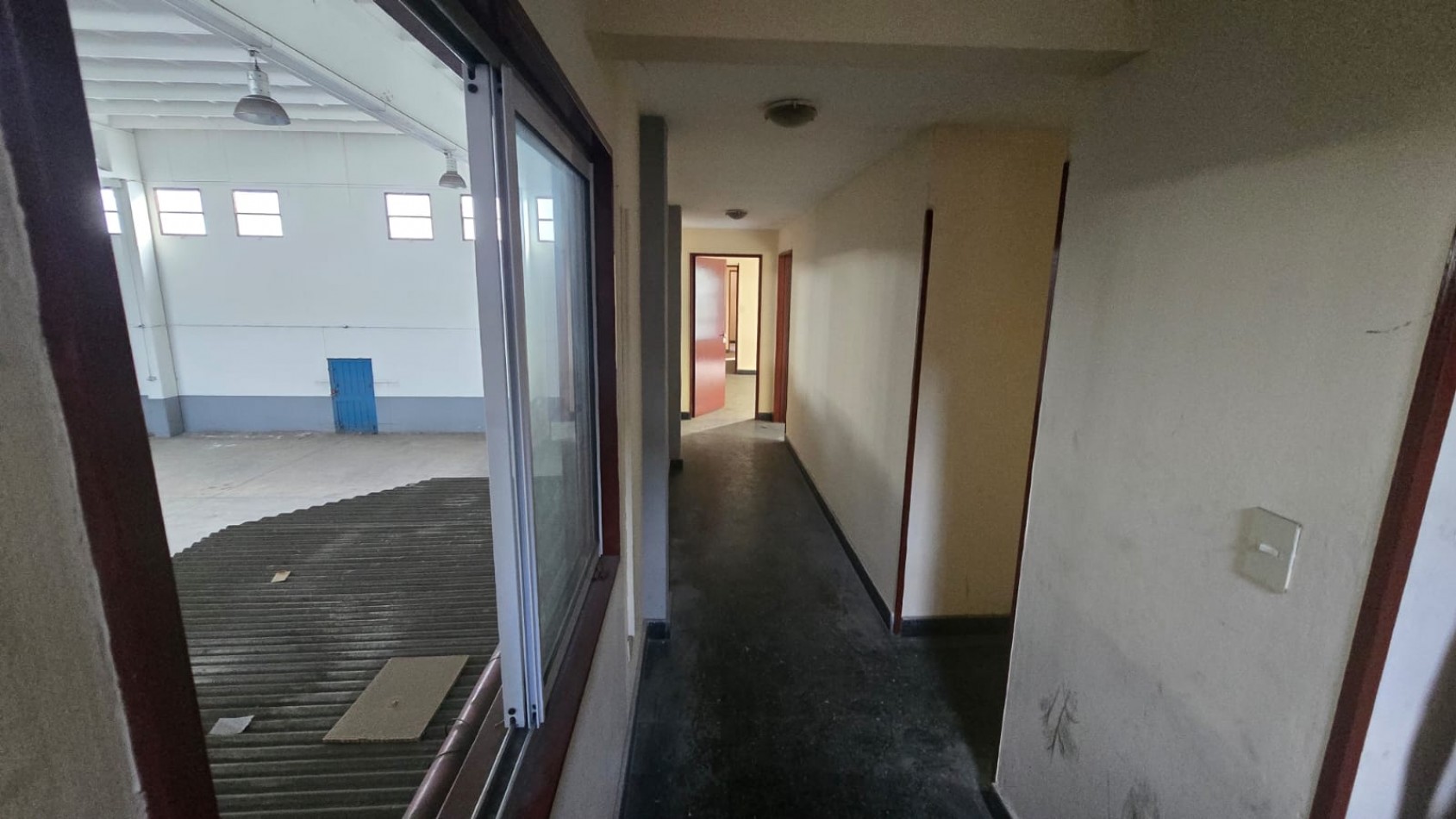 GALPON 2500 M2 