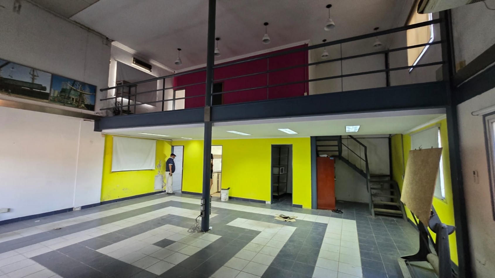 OFICINAS 110 M2