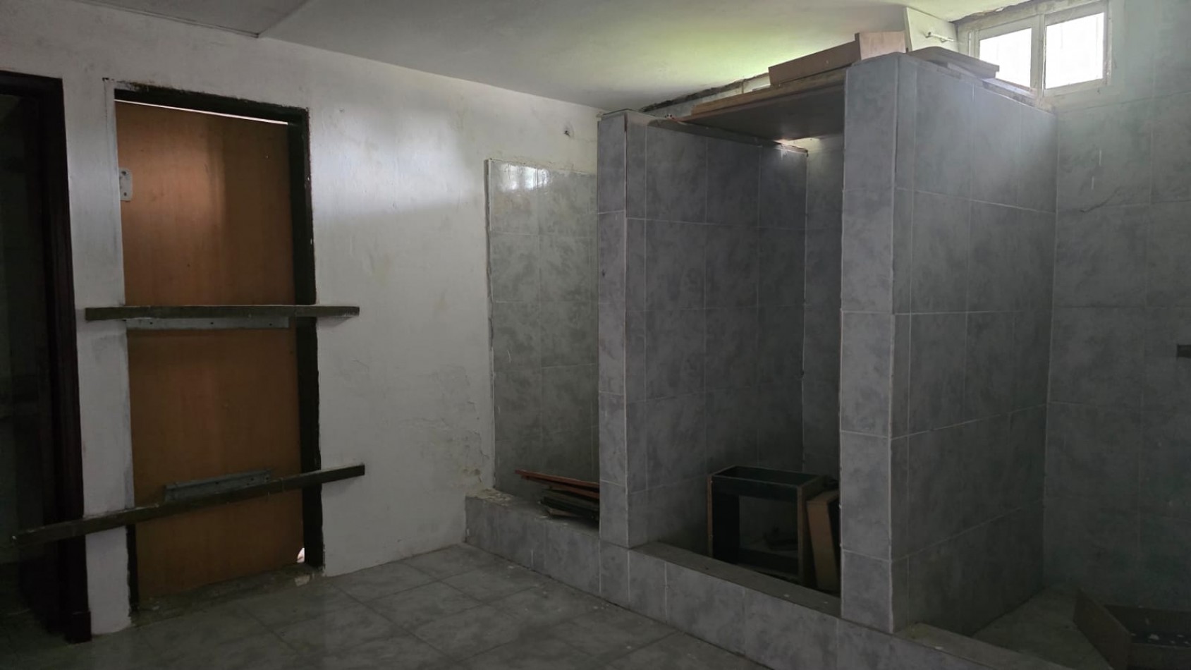 GALPON 1400 M2