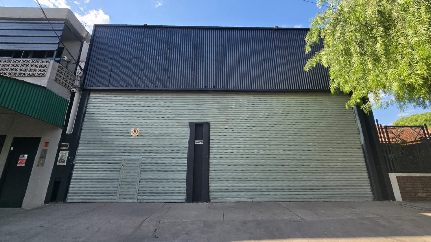 GALPON 300 M2