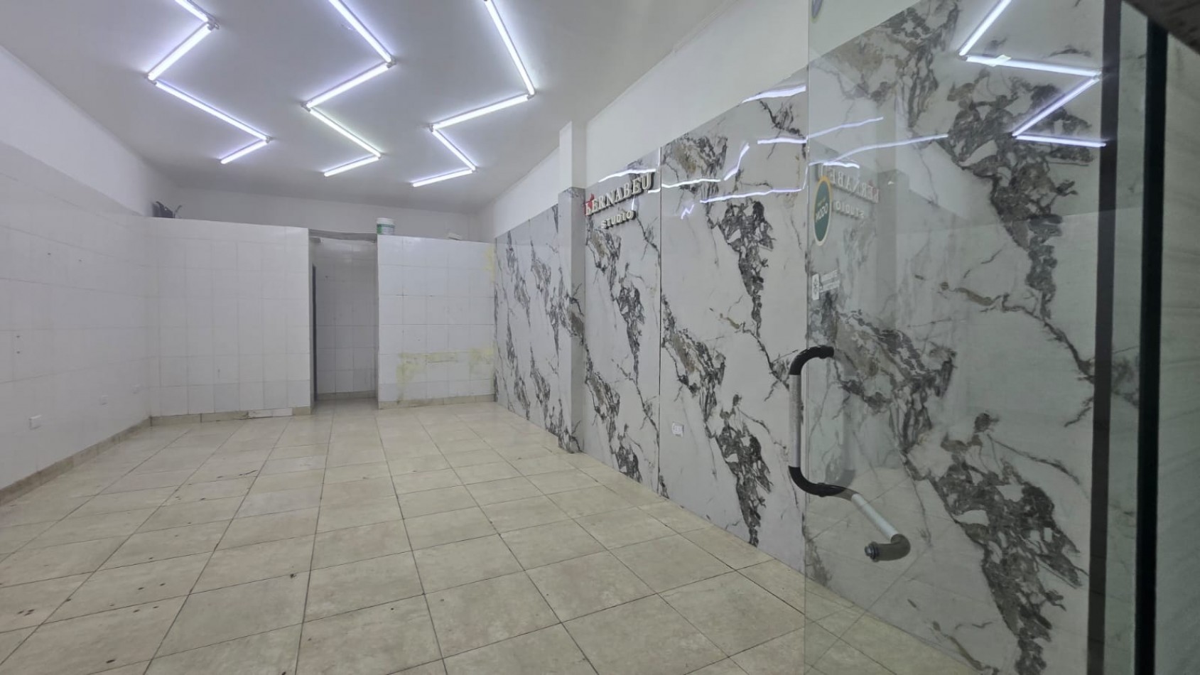 LOCAL 40M2