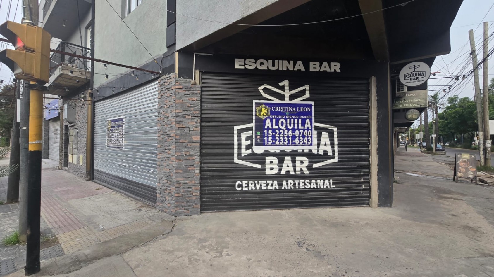 LOCAL 90 M2.  ESQUINA 
