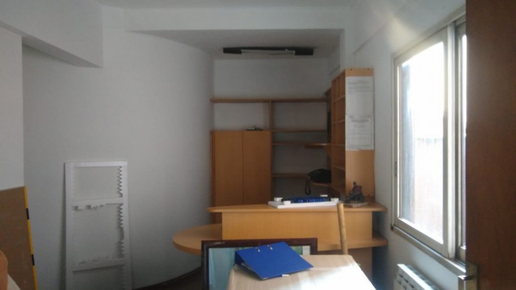 OFICINAS 140 M2. C/ MODULOS- RECEPCION- BAÑOS