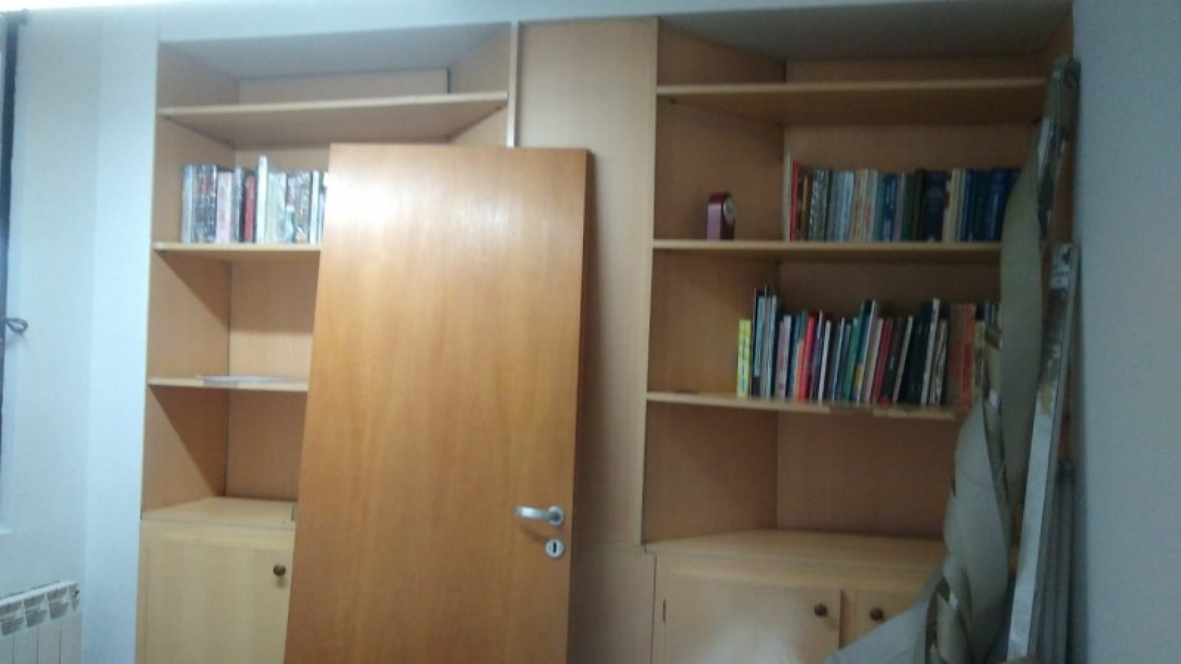 OFICINAS 140 M2. C/ MODULOS- RECEPCION- BAÑOS