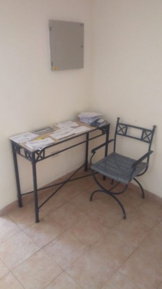 DEPARTAMENTO   3 AMB.  PLANTA BAJA C/JARDIN Y COCHERA (COMPLEJO CERRADO)