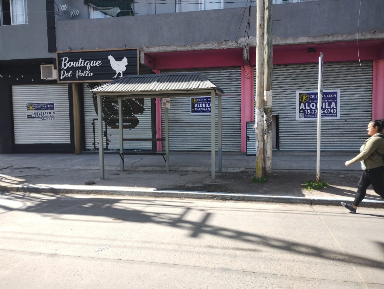 LOCAL 37 M2.