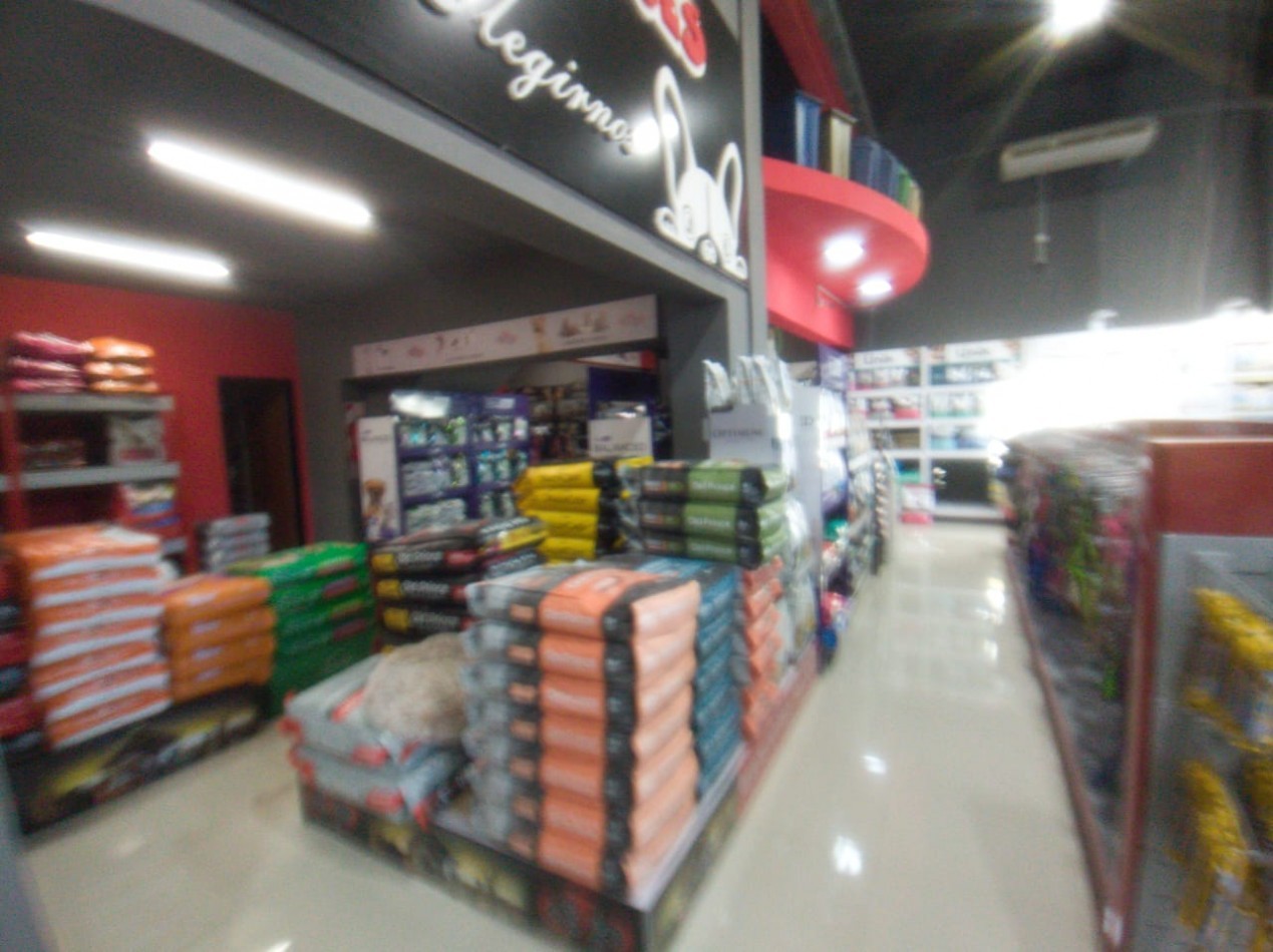 LOCAL 380 M2. C/ ENTREPISO 