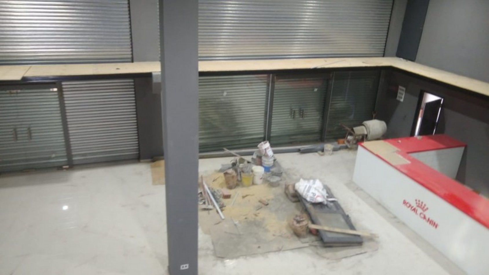 LOCAL 380 M2. C/ ENTREPISO 