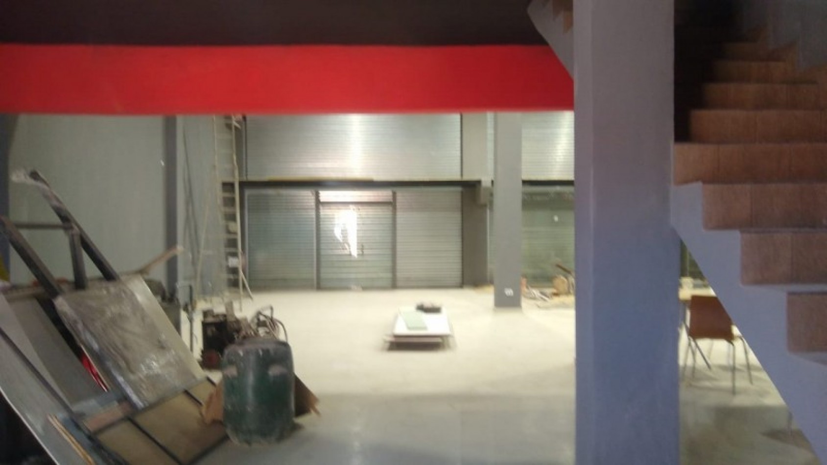 LOCAL 380 M2. C/ ENTREPISO 