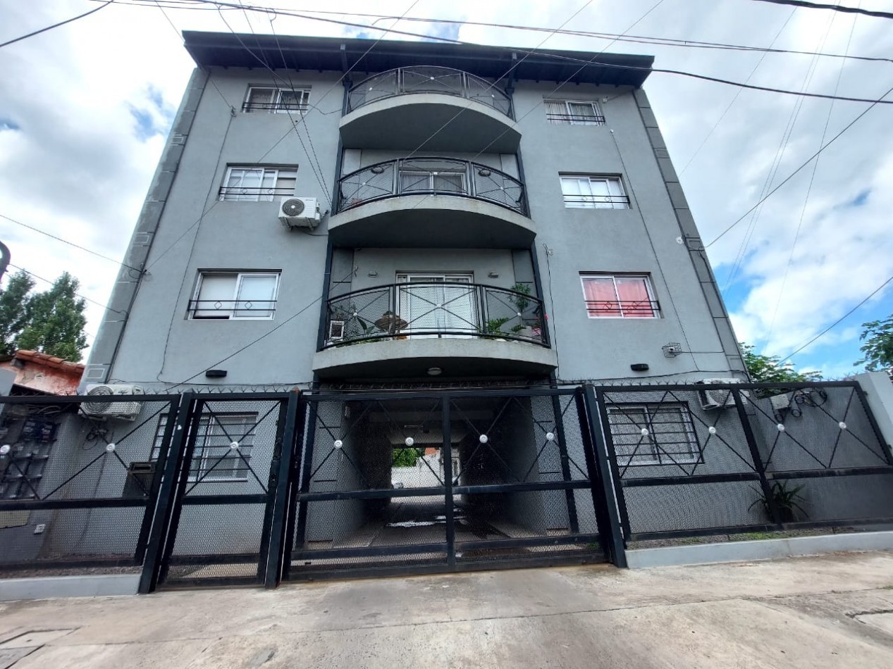 DEPARTAMENTO 2 AMB. C/ COCHERA (COMPLEJO CERRADO)
