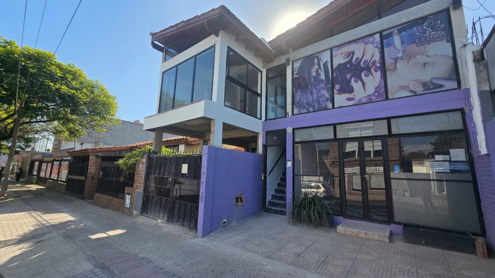 CASA 4 AMB. GARAGE Y DOS LOCALES