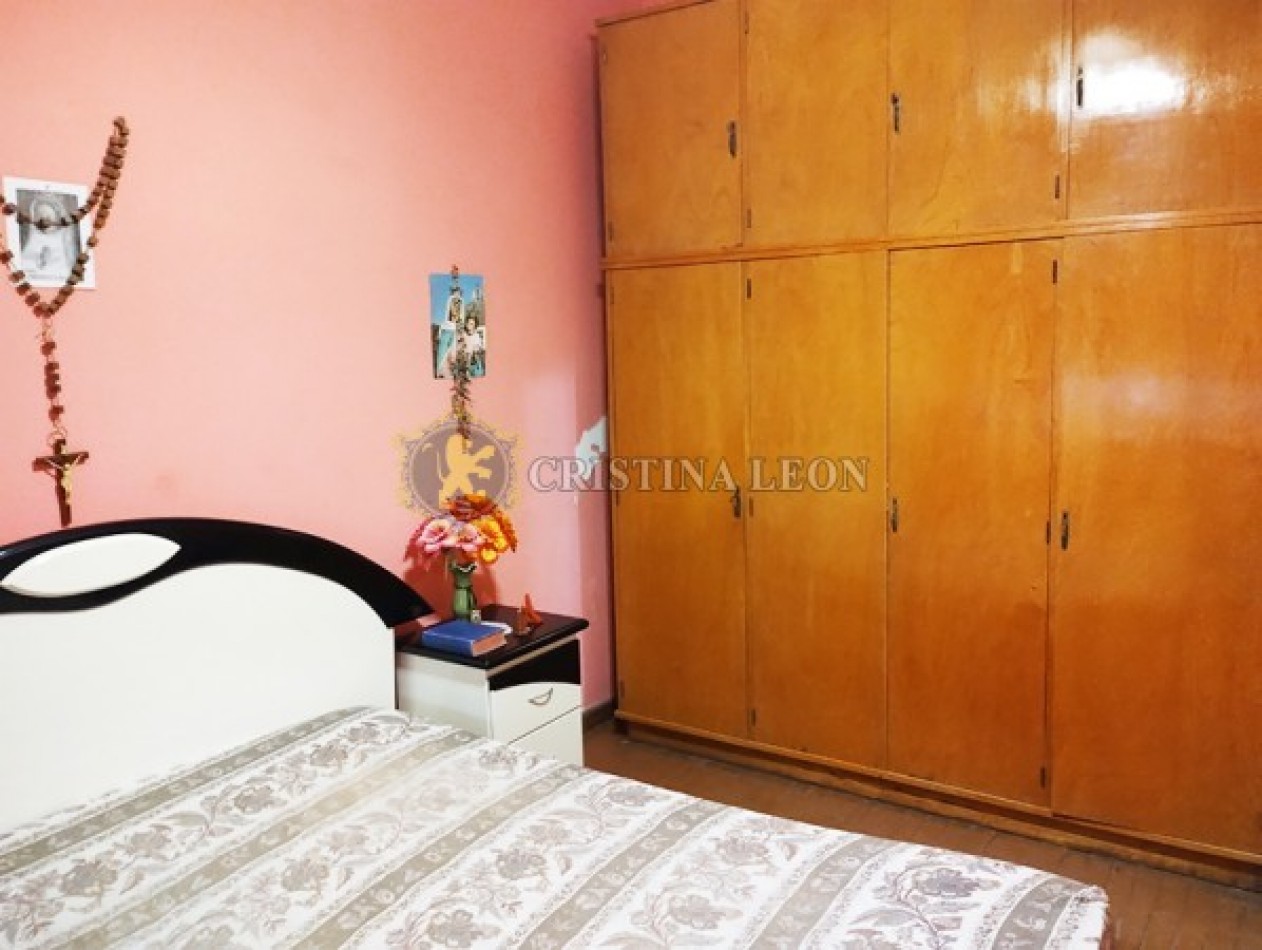 CASA AMERICANA  3 AMB. c/ PATIO Y COCHERA