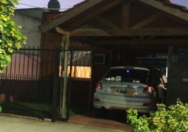 CASA  3 AMB. ENTRADA AUTO/ QUINCHO Y JARDIN