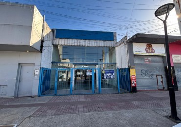 LOCAL 156 M2 C/ ENTREPISO Y DEPOSITO